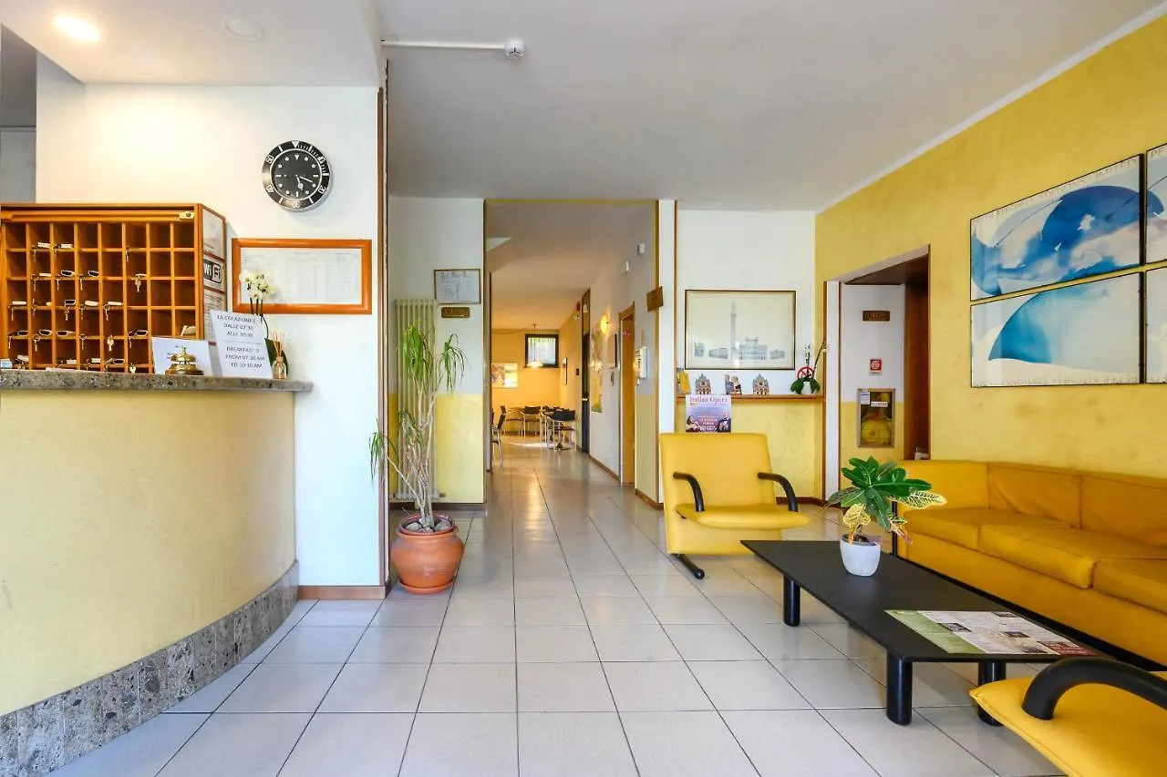 Hotel Anna Siena Nord Italie