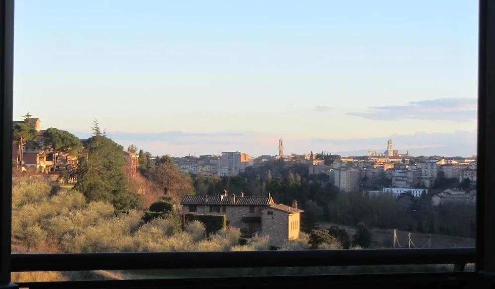 Hotel Anna Siena Nord 3*,